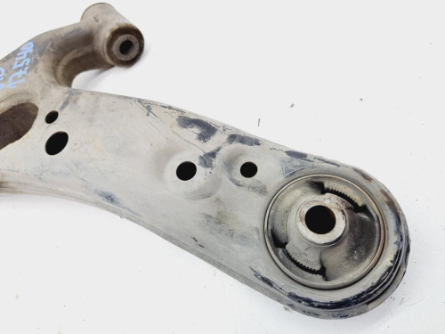BRAZO SUSPENSION INFERIOR DELANTERO DERECHO Toyota AURIS (E15) 