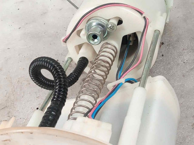 BOMBA COMBUSTIBLE, TOYOTA, AYGO (B4)
