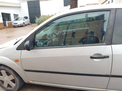 PUERTA DELANTERA IZQUIERDA Ford Fiesta (CBK)(2002->)