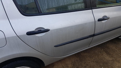 PUERTA TRASERA DERECHA Renault Clio II Fase II (B/CB0)(2001->)
