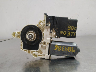 MOTOR ELEVALUNAS DELANTERO DERECHO, SEAT, LEON (1M1)