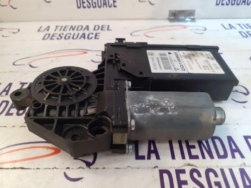  MOTOR ELEVALUNAS TRASERO IZQUIERDO 