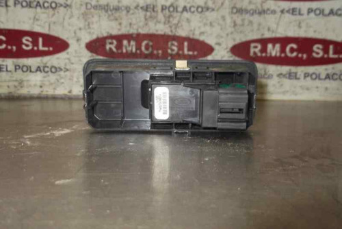  MANDO ELEVALUNAS DELANTERO DERECHO LAND ROVER DISCOVERY 