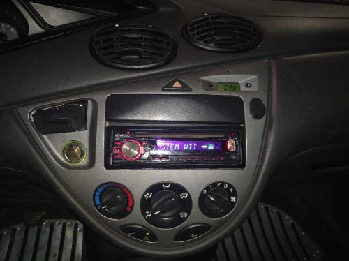  FORD FOCUS BERLINA (CAK) 