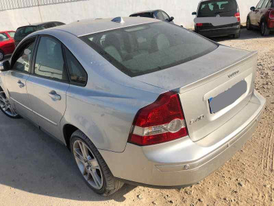 VOLVO S40 BERLINA