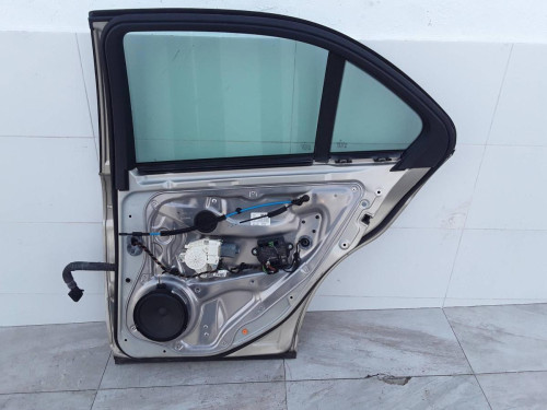 PUERTA TRASERA DERECHA MERCEDES-BENZ CLASE C (BM 204) BERLINA 