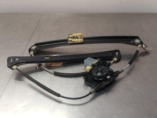  ELEVALUNAS DELANTERO DERECHO VOLKSWAGEN TIGUAN (AD1) 