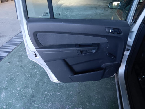  OPEL ZAFIRA B 