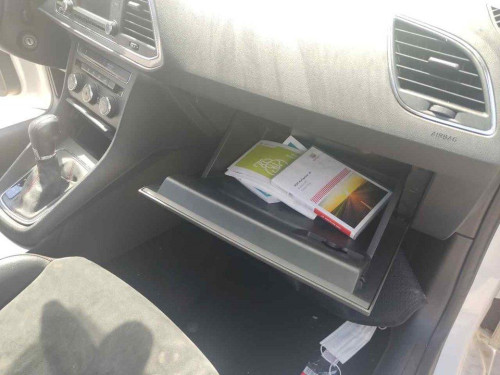  GUANTERA SEAT LEON (5F1) 