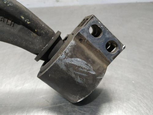  BRAZO SUSPENSION INFERIOR DELANTERO IZQUIERDO 