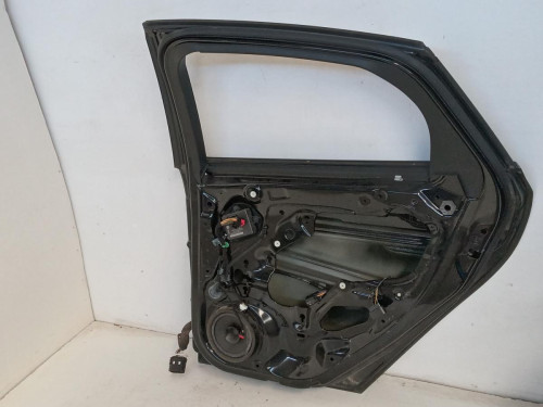 PUERTA TRASERA DERECHA FORD FOCUS BERLINA (CB8) 