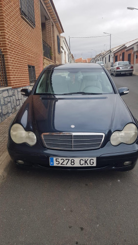 MERCEDES-BENZ CLASE C (BM 203) BERLINA — автомобиль-донор на запчасти 