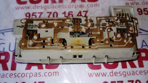  LUZ INTERIOR RENAULT LAGUNA II (BG0) 