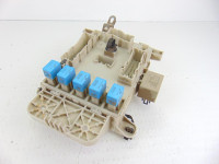 CAJA RELES / FUSIBLES