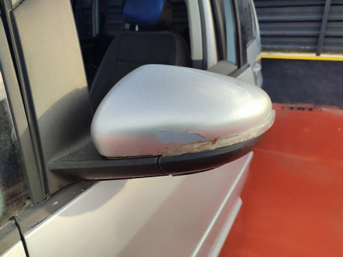  VOLKSWAGEN TOURAN (1T2) 