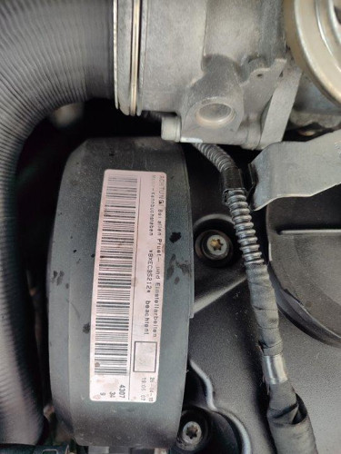  VOLKSWAGEN TOURAN (1T2) 