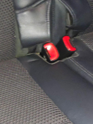 ENGANCHE CINTURON TRASERO DERECHO Chevrolet CAPTIVA 