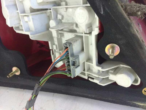  PILOTO TRASERO DERECHO Ford MONDEO BERLINA (GE) 