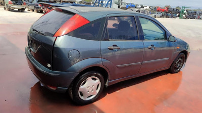 FORD FOCUS BERLINA (CAK)
