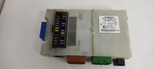 CAJA RELES / FUSIBLES Volvo S80 BERLINA 