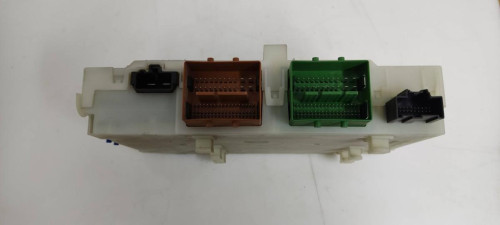 CAJA RELES / FUSIBLES Volvo S80 BERLINA 