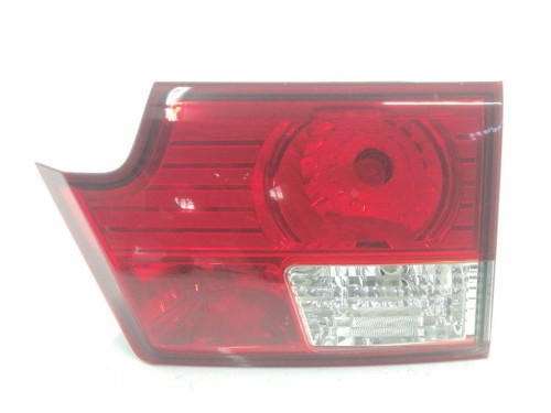  PILOTO TRASERO CENTRAL SSANGYONG KYRON 