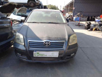 TOYOTA AVENSIS BERLINA (T25)