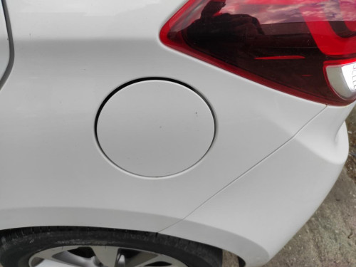 TAPA EXTERIOR COMBUSTIBLE HYUNDAI I20 (GB) 