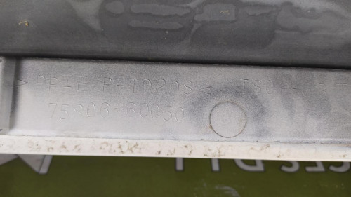 FALDON LATERAL Toyota LAND CRUISER (J15) 