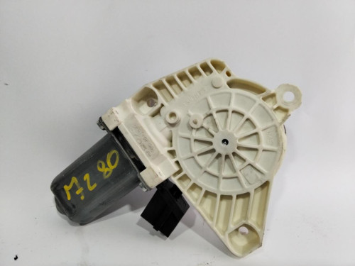 MOTOR ELEVALUNAS TRASERO IZQUIERDO Mercedes-Benz CLASE B (BM 245) 