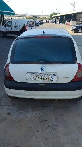 Renault Clio II Fase II (B/CB0)(2001->) — Donor Vehicle for Used Parts 