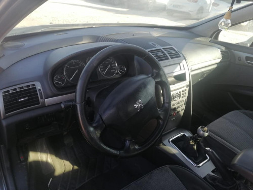 PEUGEOT 407 — vehículo donante para recambios 