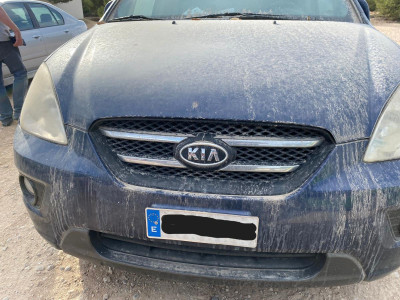 KIA CARENS (UN)