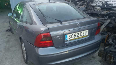 OPEL VECTRA B BERLINA
