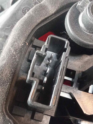 PILOTO TRASERO IZQUIERDO, PEUGEOT, 208