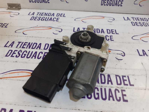  MOTOR ELEVALUNAS DELANTERO IZQUIERDO 