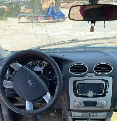 FORD FOCUS BERLINA (CAP) — vehículo donante para recambios 