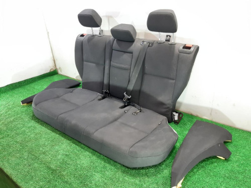 ASIENTOS TRASEROS MERCEDES-BENZ CLASE C (BM 204) FAMILIAR 