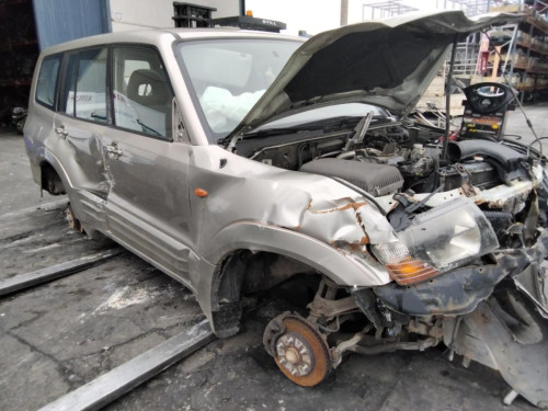  MITSUBISHI MONTERO (V80/V90) 