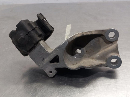  SOPORTE MOTOR IZQUIERDO SMART FORTWO COUPE 