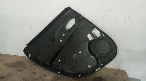 GUARNECIDO PUERTA TRASERA DERECHA RENAULT CLIO IV GRANDTOUR 