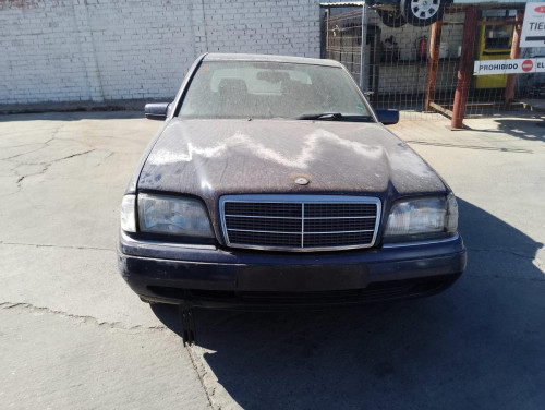  MERCEDES-BENZ CLASE C (BM 202) BERLINA 
