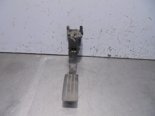  POTENCIOMETRO PEDAL Dacia DUSTER I 