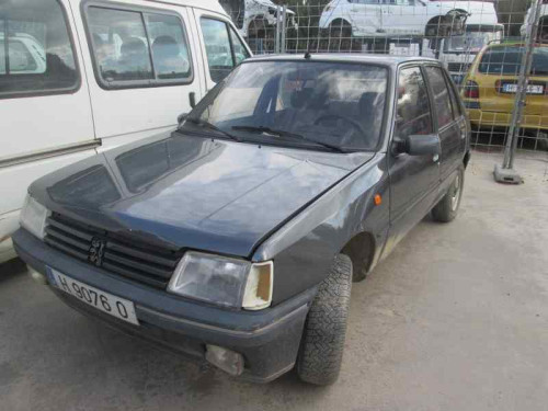  PEUGEOT 205 BERLINA 