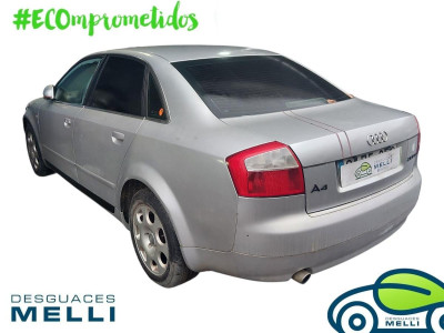 AUDI A4 BERLINA (8E)