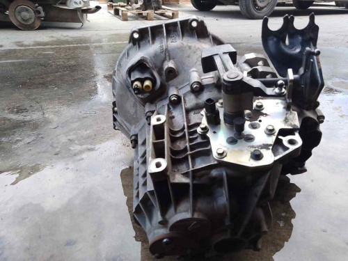CAJA CAMBIOS FORD FOCUS BERLINA (CAP) 