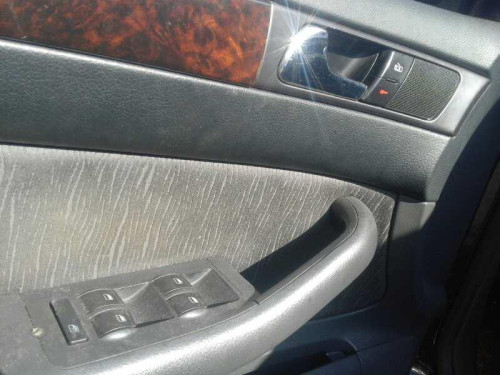  AUDI A6 BERLINA (4B2) 