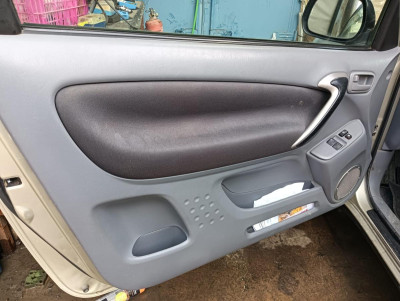 TOYOTA RAV4 (A2)