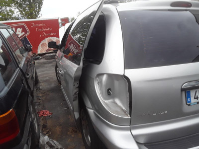CHRYSLER VOYAGER (RG)