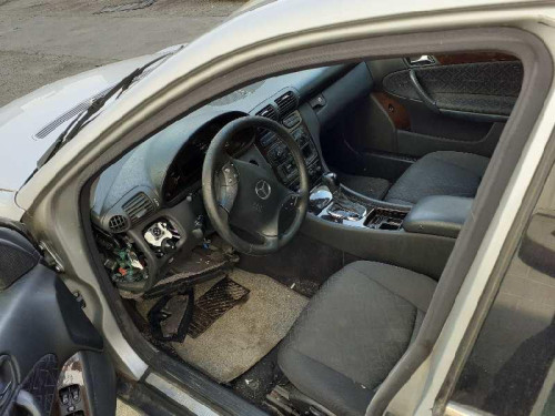 MERCEDES-BENZ CLASE C (BM 203) BERLINA — vehículo donante para recambios 